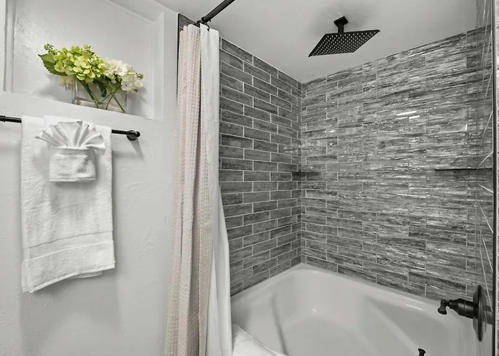 Ferienhaus Paradise Valley Estate Pool Hot Tub Old Town